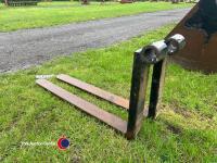JCB telehandler forks - 3