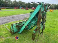 Taylor rear end tractor mounted loader and fork - 3
