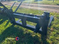 Pair forks c/w Euro brackets - 3