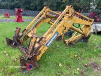 Bomford loader and brackets to fit Ford 10 series