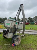 Peter Allen mobile auger hopper filler - 4