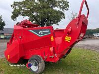 Kverneland 864 bale chopper, control box in office, 2016 - 2x manuals in office - 3