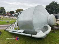 Galvanised freestanding corn feed bin - 3