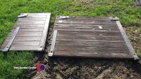 Pair of solid stable doors - 2