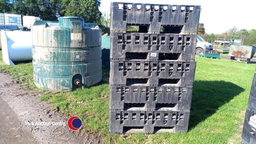 5 x IBC size collapsible plastic storage containers