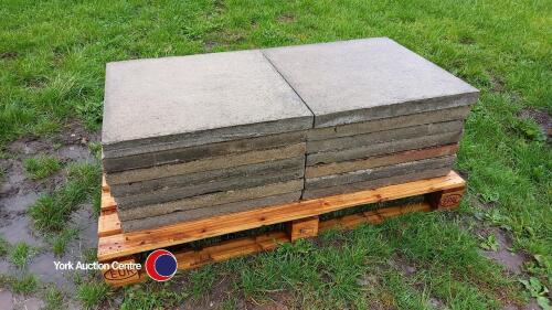14 x 2ftx2ft concrete paving slabs
