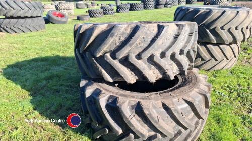 2x Ascenso 600/70R30 tyres, 95% tread