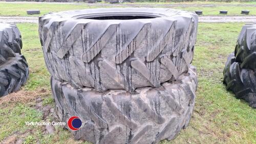 Pair 620/70R42 tyres
