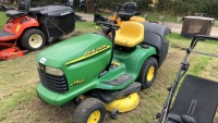 John Deere LTR155 42" direct collect hydrostatic drive ride on mower, new battery fitted, with key
