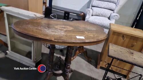 Oval table