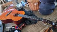 G Giant guitar with music stand - 2