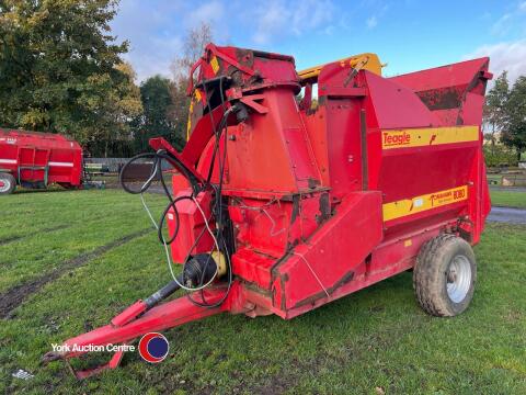 2010 Teagle Tomahawk straw chopper c/w electric control box, wide angle PTO and swivel spout