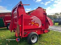Teagle Tomahawk 8500 straw chopper, 2012,working order. Control box in office - 2