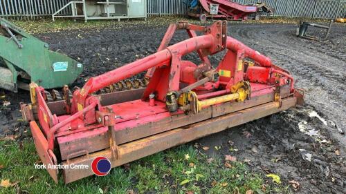 Pottinger 3m power harrow with Guttler ring packer