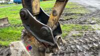 Cat 8T 307-B digger, 2001 - Key in office - 3