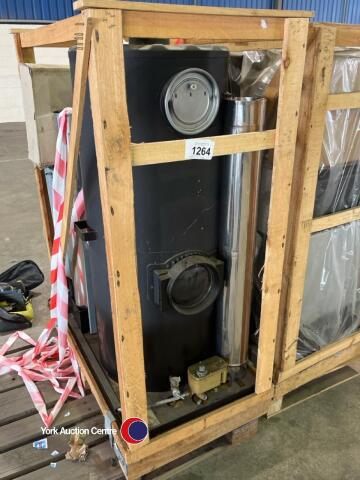 Ex military surplus stock, diesel/kerosene, 25ltr fuel tank, stainless steel flue, output 11-16kw, Ideal for workshops/garages.