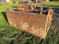 Wylie shear grab JCB brackets - 3