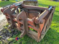 Wylie shear grab JCB brackets - 5