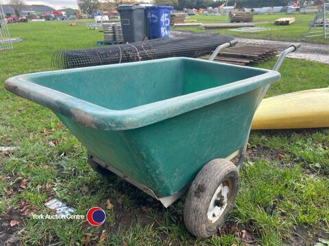 Double wheel barrow