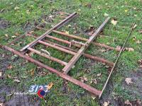 Guillotine gate suitable for pigs or sheep 4ft6
