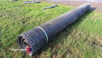 Geogrid for ground works reinforcement. Lotrak 30/30s 3.95 x 50m - 2
