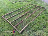 7ft3in gate - 2