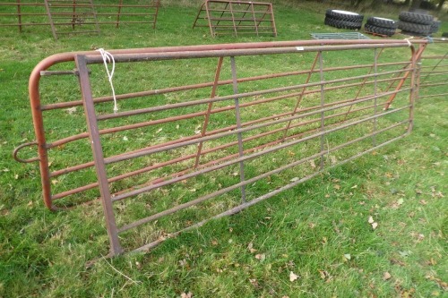 2 x metal gates 15ft and 13ft