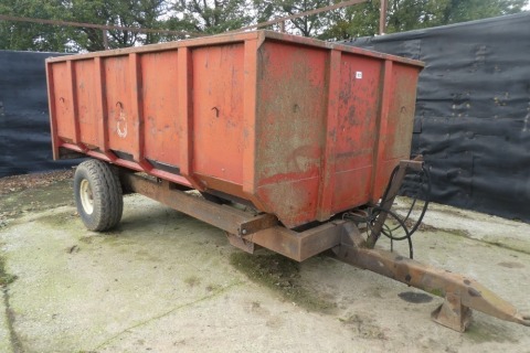 Single axle 6T grain trailer