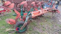 Kverneland EG 85 4F auto reset, hydraulic vari width plough - 4