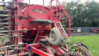 Vadestad RDA 600 drill, system tine, rear filling auger, approx 9000ha, one owner from new, 2004, control box in office - 8