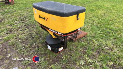 Snowex mini pro fork lift gritter (controls in the office)