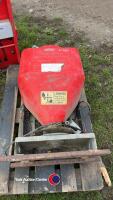Quad slug pellet spreader with control box - 3