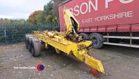 Tri-axle hook loader trailer
