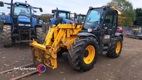 JCB 541-70 Agri-Super telehandler, c/w Q-Fit headstock and air con. YX14 HHR - Key in office
