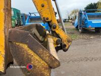 JCB 3CX Sitemaster digger, c/w 3 buckets, working order - Key in office - 8