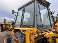 JCB 3CX Sitemaster digger, c/w 3 buckets, working order - Key in office - 9