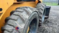 Mustang 2054 skidsteer and bucket, 5351 hours - Key in office - 5