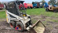 Bobcat 443 skidsteer