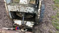 Bobcat 443 skidsteer - 4