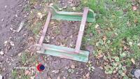 Set of CAT forklift brackets including back plates - 2