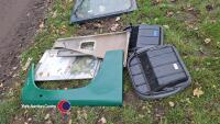 Land Rover tailgate and wing parts - 3