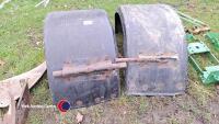 Pair trailer mud guards