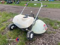 Walk behind mobile sprayer - 2