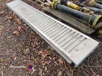 Refurbished Ifor Williams tipper trailer with Graham Edwards parts, c/w tipper controls and aluminium ramps, fully working - Control box & ramps in office - 9