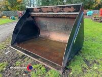 Strimech 8ft 3.5m3 Pro Ag bucket on JCB Q fit brackets - 2