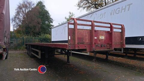 45ft tri-axle flat trailer