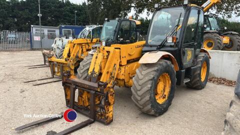 JCB 530-70 Agriplus Loadall YX04 EYC - Key in office