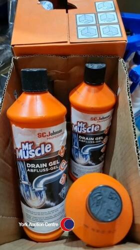 Quantity of Mr Muscle drain cleaner