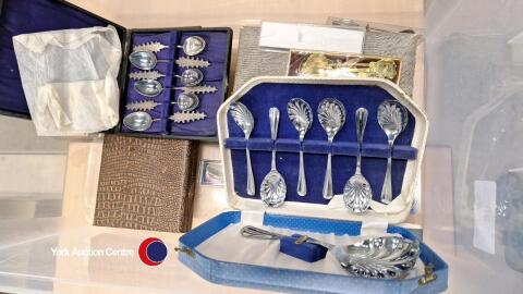 Quantity of boxed silver plate including commemorative spoons