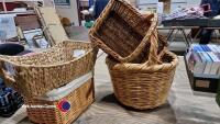 4 x various size wicker baskets - 3